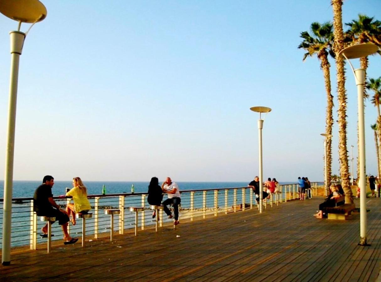 Beachfront Studio Apartment Bat Yam 412 Exterior foto